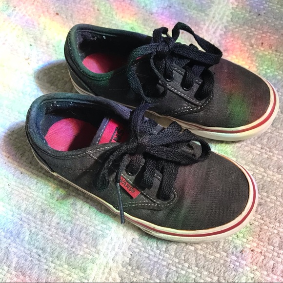 Vans number 1 skateboarding shoe kids size 11.5 off the wall grey and red vans - Picture 2 of 7